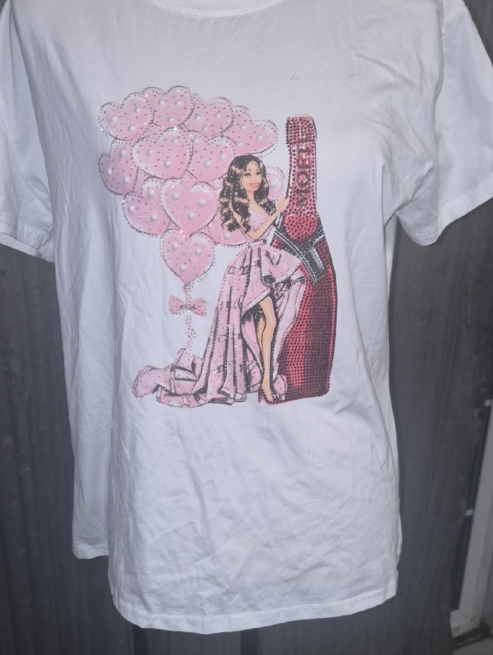 White Short-Sleeve Graphic Tee with Pink Balloon 3xl, But Measures Lrg.